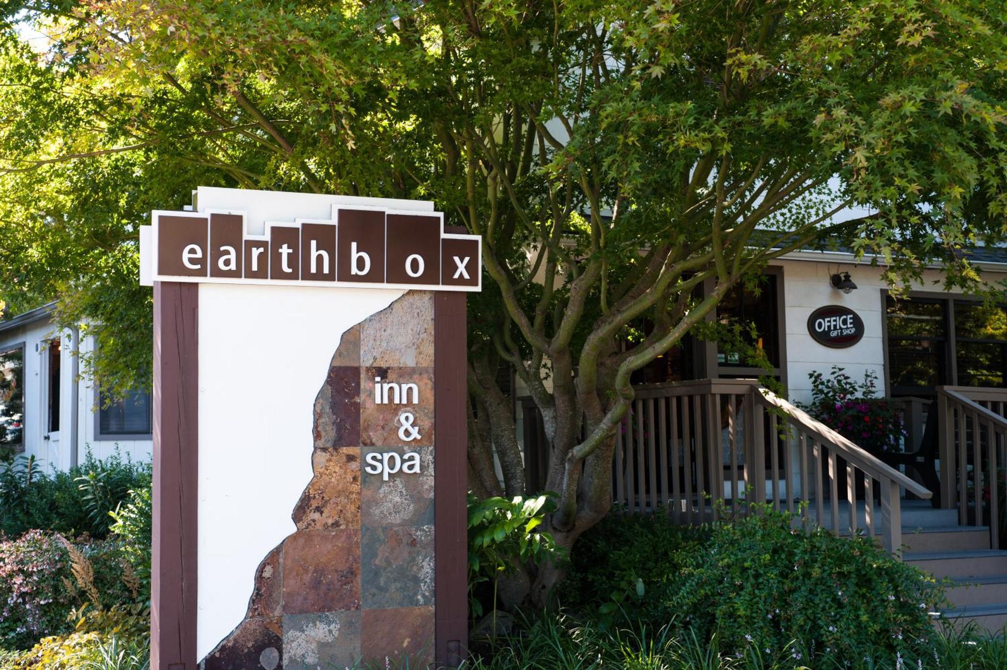 Earthbox & 3*