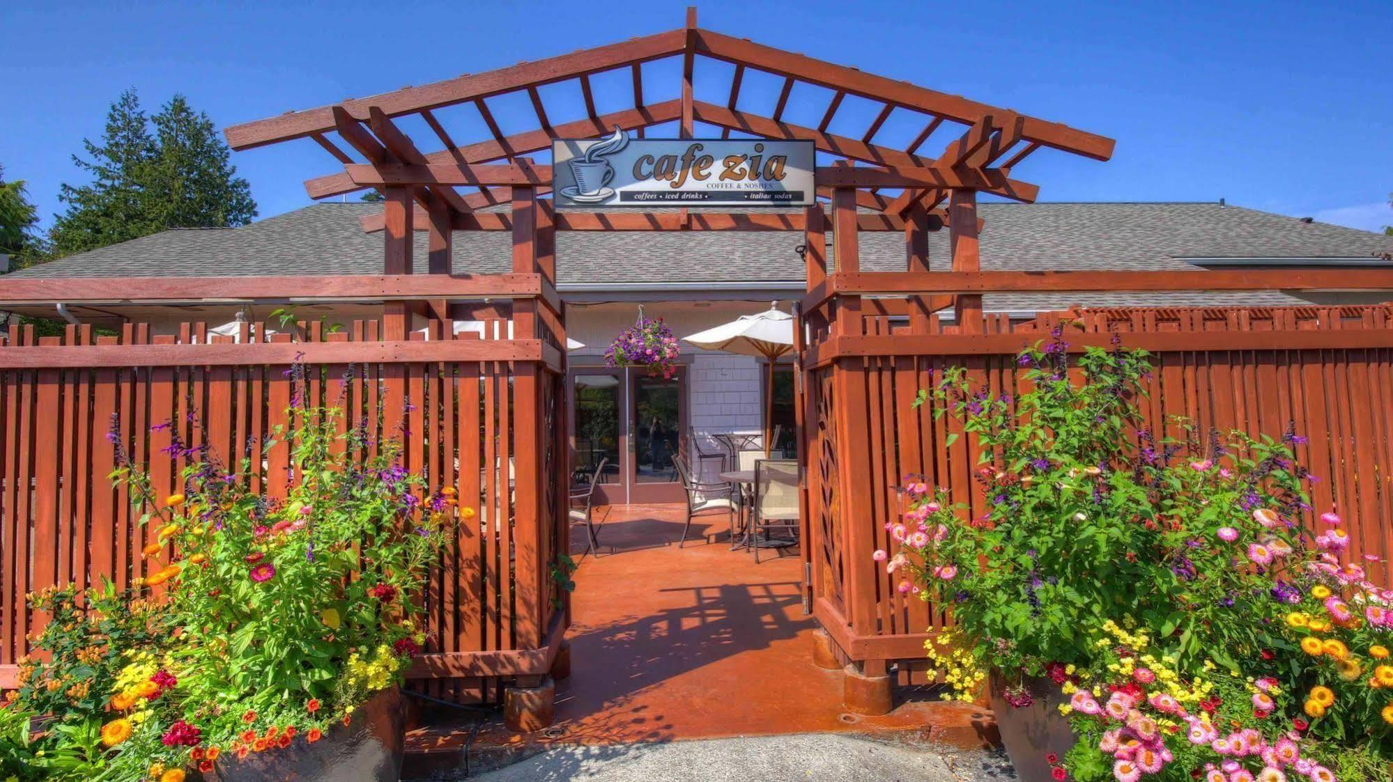 Earthbox & Locanda Friday Harbor